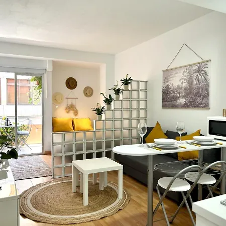 2 Min Dalla Loft Terrazza Casa Gialla Apartment