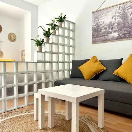 아파트 2 Min Dalla Loft Terrazza Casa Gialla