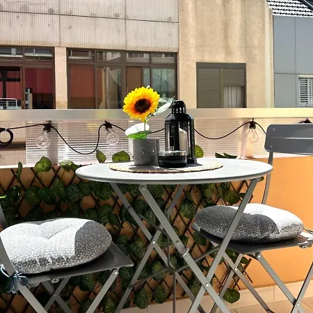 2 Min Dalla Loft Terrazza Casa Gialla 라스팔마스
